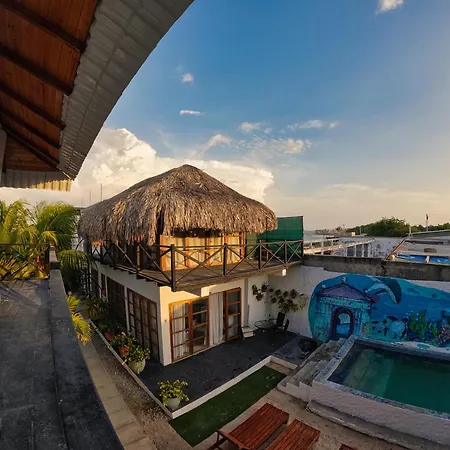 Casa Dharma Origen Barefoot Luxury, Isla de Tierra Bomba *
