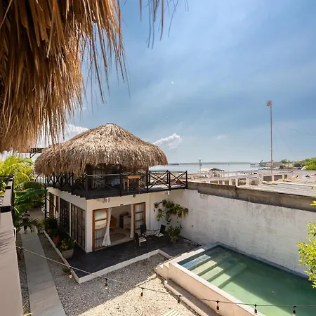 Casa Dharma Origen Barefoot Luxury, Isla de Tierra Bomba Hotel